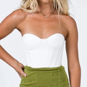 Princess Polly Size 6 White Padded Boned Strapless Bustier Top